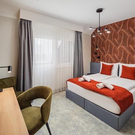 Sziget Hotel Nyíregyháza Exterior foto